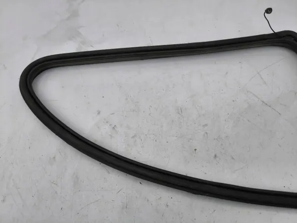 OEM A25167023 Vänster bakdörr fönsterpackning Mercedes R W251 image 3