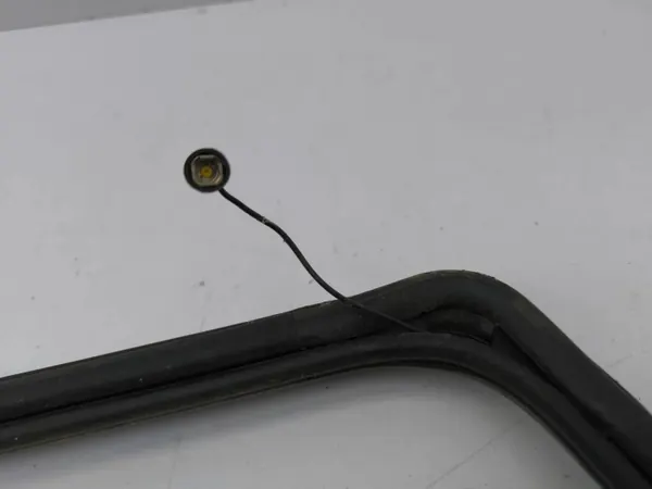 OEM A25167023 Vänster bakdörr fönsterpackning Mercedes R W251 image 4
