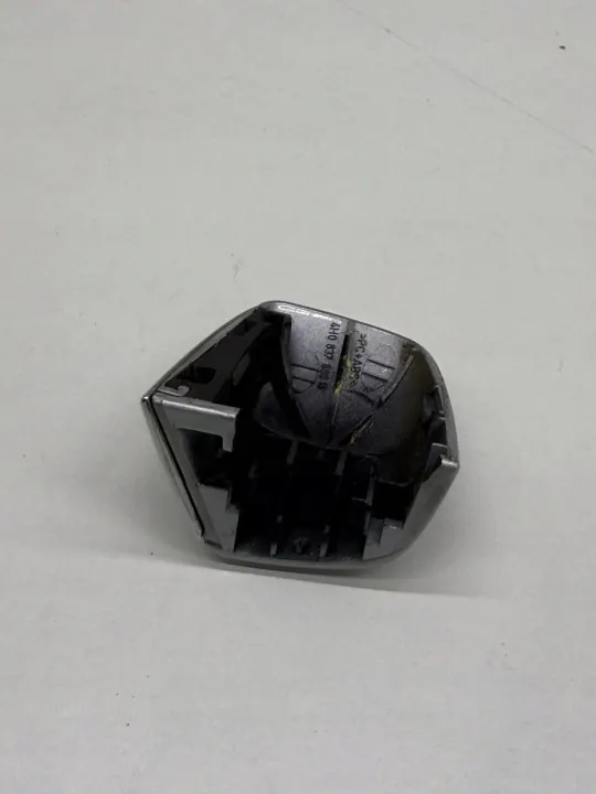 OEM 4H0837880B Ovenlukon Peite Oikea Taka Audi A6 image 7