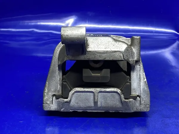 Soporte de motor VW Tiguan Golf V Audi Seat 1.4 TSI 5N0199262d image 4