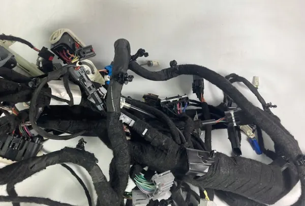 Jeep Wrangler JL arnés tablero OEM 68529277AD image 4