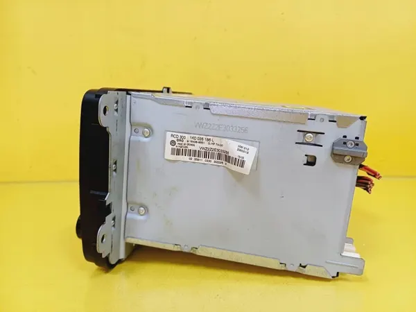 Radio CD d'origine usagée OEM DRC97099 pour VW Touran I image 4