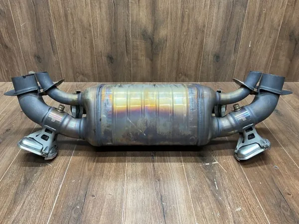 Porsche 911 Turbo S 992 Uitlaatdemper OEM 992251057D image 7