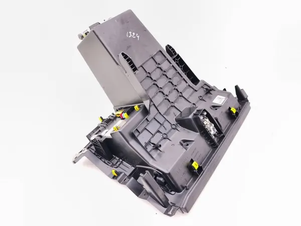 Compartimento salpicadero Renault Captur II 2024 OEM 685009679r image 6