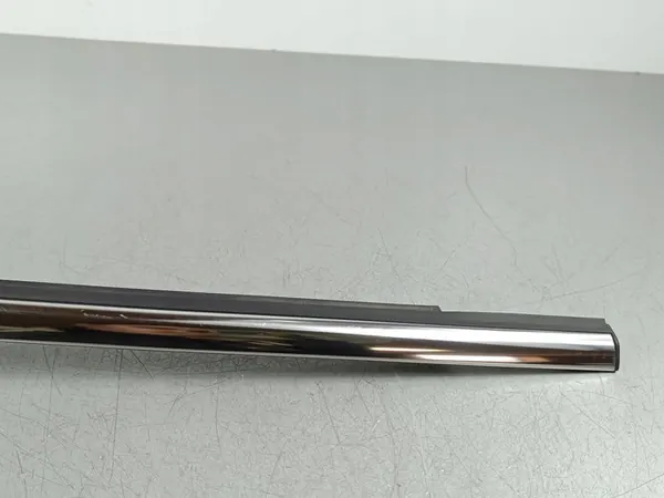 2023 MG ZS Garniture de fenêtre arrière image 5