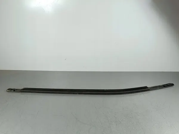 2023 MG ZS Garniture de fenêtre arrière image 6