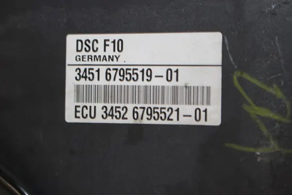 BMW DSC ABS Pumppu OEM 6795519 F10 F11 image 6