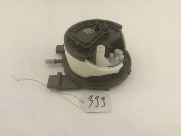 Begagnad AdBlue-pump OEM 31405824 för Volvo XC60/XC90 image 2