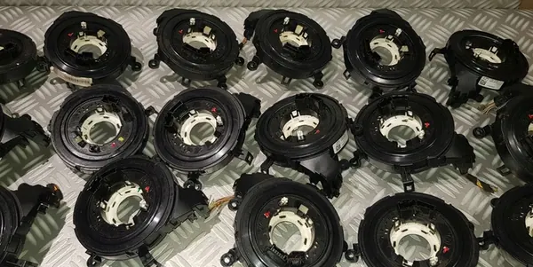 Airbag Stuurwielband BMW E70 E71 E84 E87 E90 E91 E92 9122509 image 9