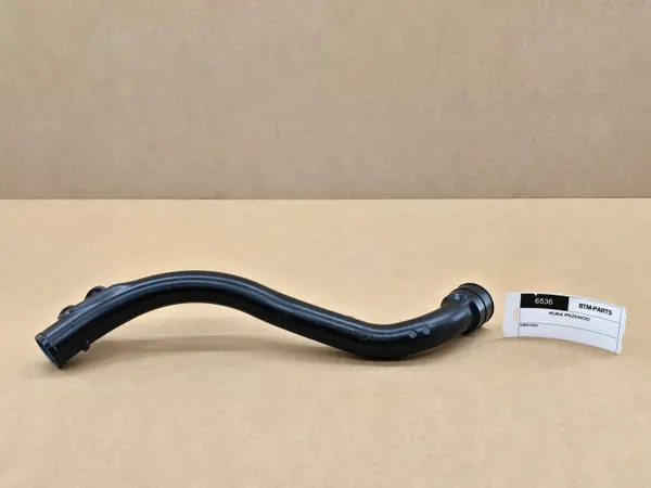 Turbo-insugningsrör OEM D122Z32 E6568H8 för Nissan image 2