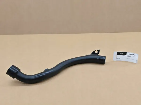 Turbo-insugningsrör OEM D122Z32 E6568H8 för Nissan image 3
