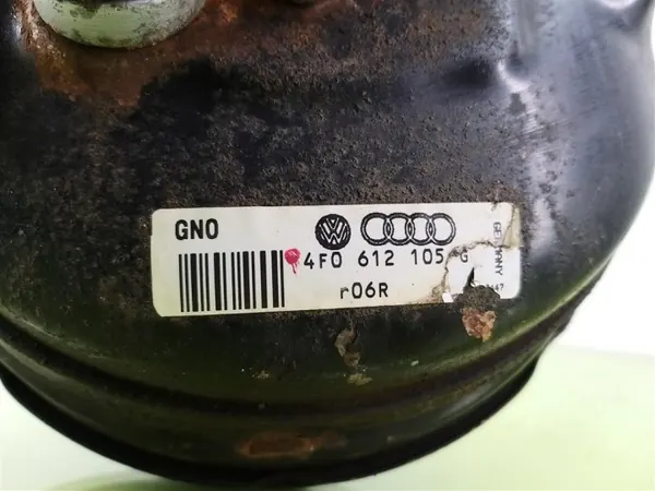 Servo de frein Audi OEM 4F0612105G - Pièce d'occasion image 4