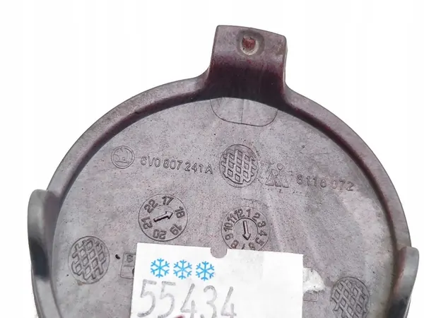 Copertura anteriore gancio traino Skoda Fabia 2018 1.0 OEM image 7