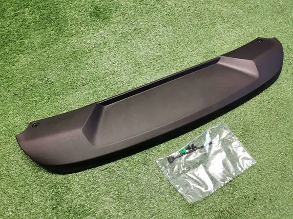 VOLVO XC40 II 17- Difusor Spoiler Traseiro OEM 31650122 image 2