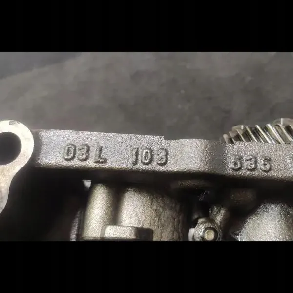 VW Öljypumppu OEM 03L103535 Passat B7 2.0L Diesel image 2