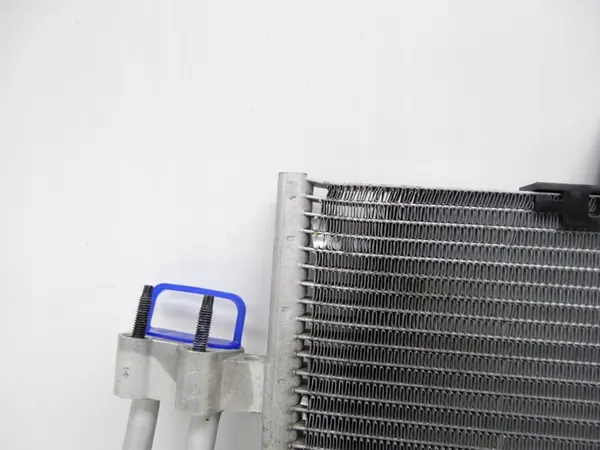 AC-jäähdytin Opel Corsa-E Mokka-E E-2008 OEM 9827255780 image 10