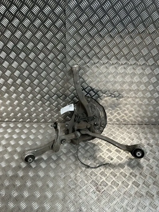 Moyeu de roue Mercedes-Benz OEM A0004213520 Avant image 3