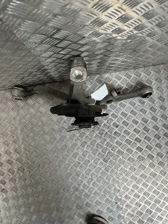 Moyeu de roue Mercedes-Benz OEM A0004213520 Avant image 7
