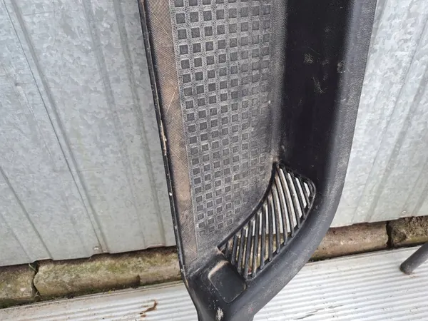 VW T4 skjutdörrströskelskydd OEM 4324324 image 4
