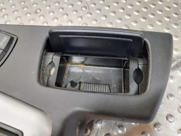 Marco de panel de cambio OEM S26372369 para BMW 5 F10/F11 image 5