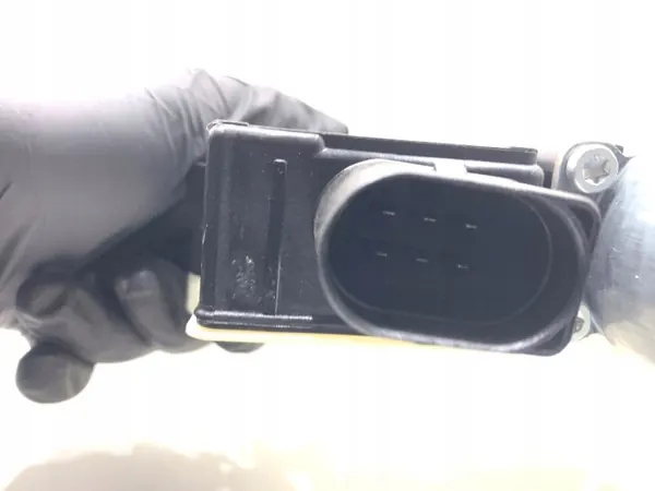 Mécanisme de rouleau de coffre Audi Q8 OEM 4M8863560 image 3