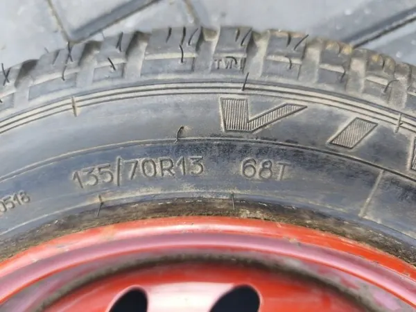 Stalen reservewiel Fiat Lancia 135/70 R13 4.50BX13H ET33 image 4