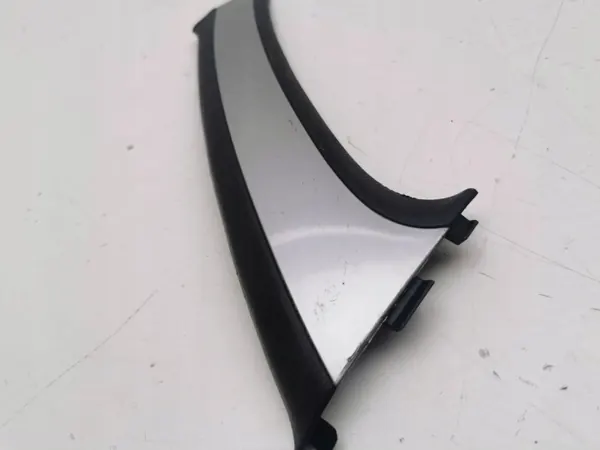 Toyota Avensis T270 2012 Zijkanten OEM 7461205060 image 5