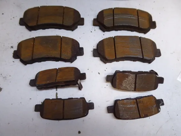 DISCOS DE FREIO DIANTEIROS NISSAN QASHQAI J10 +2 LIFT 10-14 OEM 40206JD00A image 2