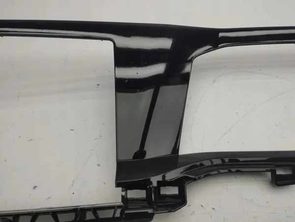 Volkswagen Golf VIII Mittelkonsole-Abdeckung OEM 5H2857211C image 4