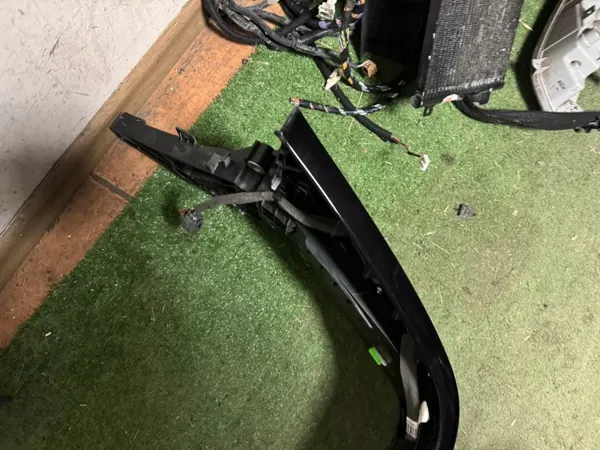 Spoiler de hayon Ford Ranger VI OEM FORDLOTK215 image 3