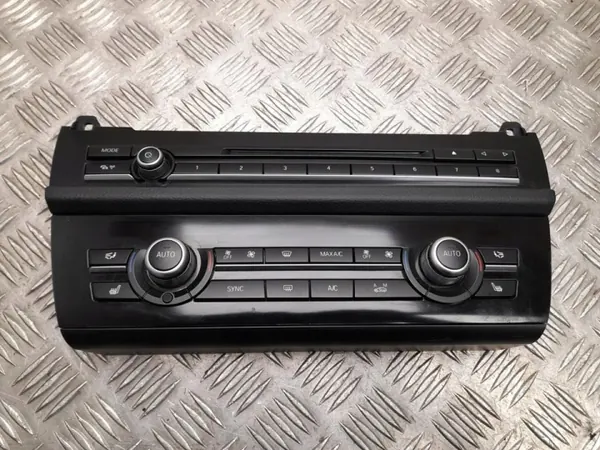 Controlador AC automático OEM 6824207 para BMW 5 Touring image 2