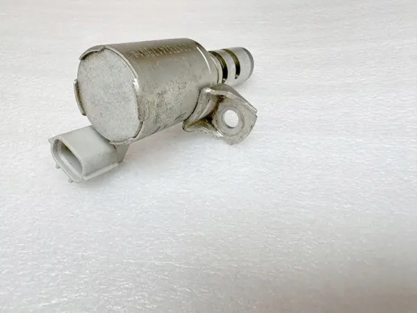 FORD KUGA MONDEO FIESTA 1.5 ECOBOOST VALVE CN1G-6L713-AD image 3