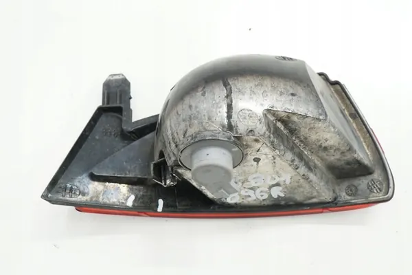 RENAULT KADJAR 18R HÖGER BAKRE DIMLJUS 265801896R image 2