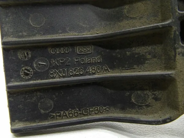 Framhuvudslås 8X0823480A Audi A1 8X image 4