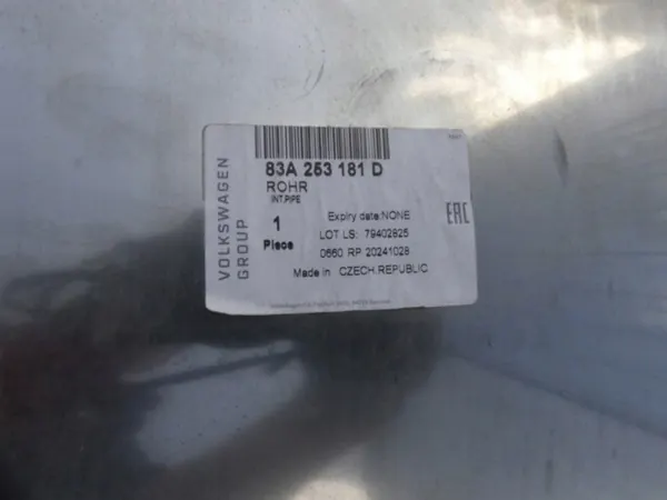 Audi Q3 F3 2024 Demper OEM 83A253181D image 5