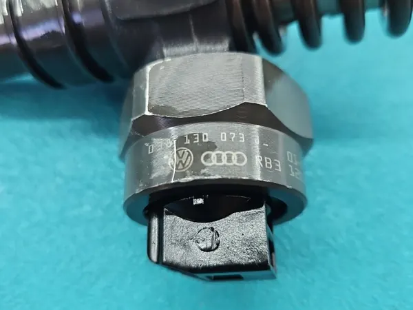 Bomba lavaparabrisas probada OEM 0414720015 038130073J 1.9 TDI image 3
