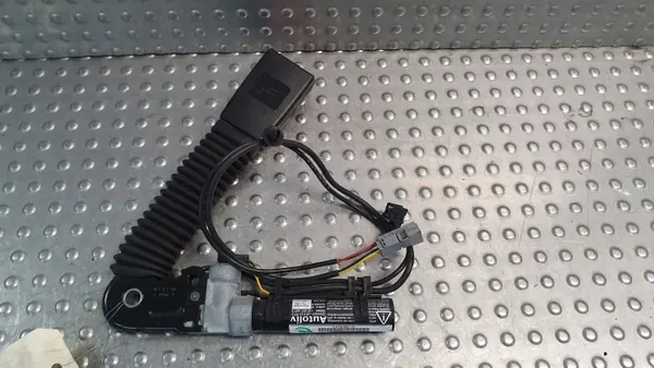 Bältesspänne OEM S26380515 höger fram Mini image 2