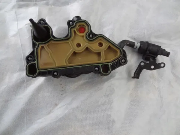 Separador de aceite SEAT OE OEM 06Q103495B - Usado image 3