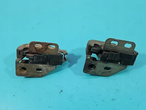 Vänster Baklås A9067400088 VW Crafter 06-11 image 2