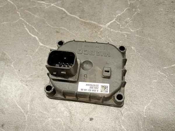 A004314406 Rempedaalventielcontroller Mercedes image 2