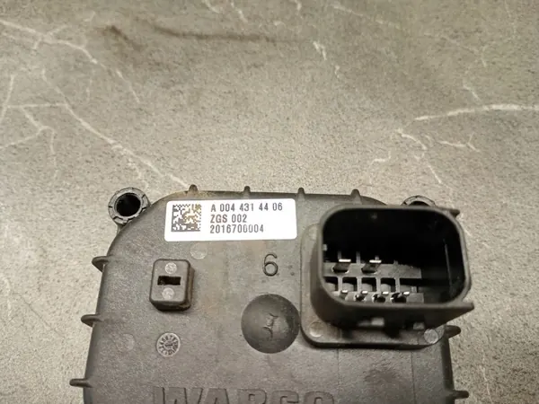 A004314406 Rempedaalventielcontroller Mercedes image 7