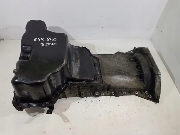 Oljeplåt A6420141502 Mercedes W211 ML W164 3.0 CDI image 2