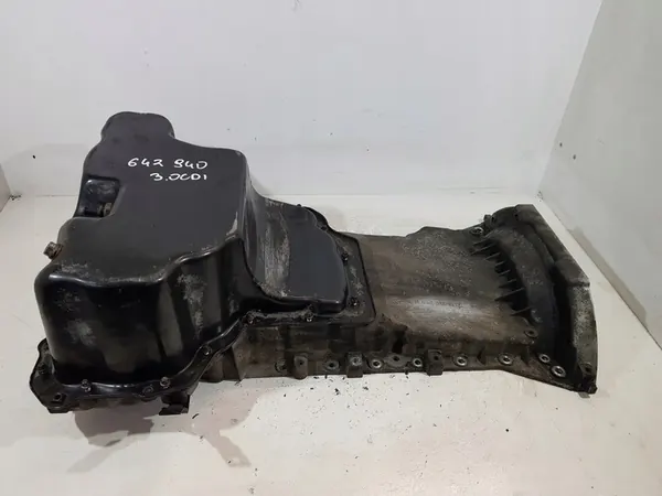 Oljeplåt A6420141502 Mercedes W211 ML W164 3.0 CDI image 3