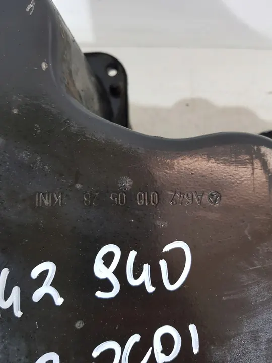 Oljeplåt A6420141502 Mercedes W211 ML W164 3.0 CDI image 9