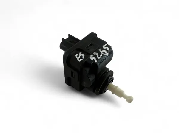 Volvo Koplampniveaumotor OEM 3345721 - Gebruikt image 2