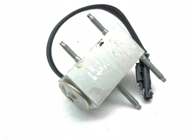 Válvula de Expansão A/C Citroen OEM T591240 - Usado image 3