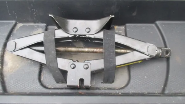 OEM 85726-1J000 Bagageutrymmesmatta reparationskit Hyundai i20 image 3