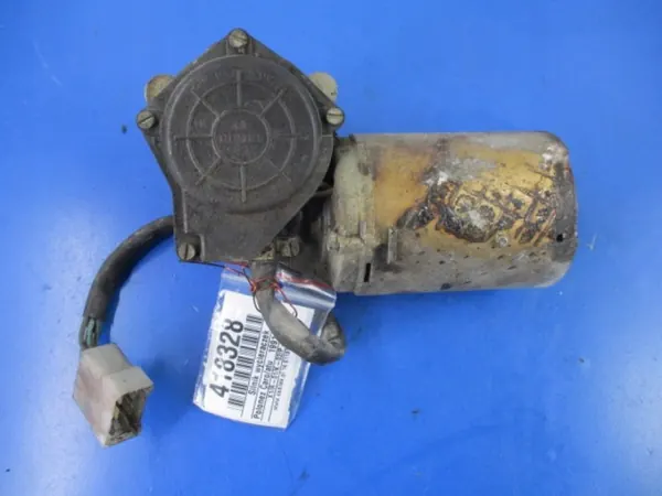Polonez Caro Frontscheibenwischermotor OEM CADILAK-Bochnia-418328- image 4