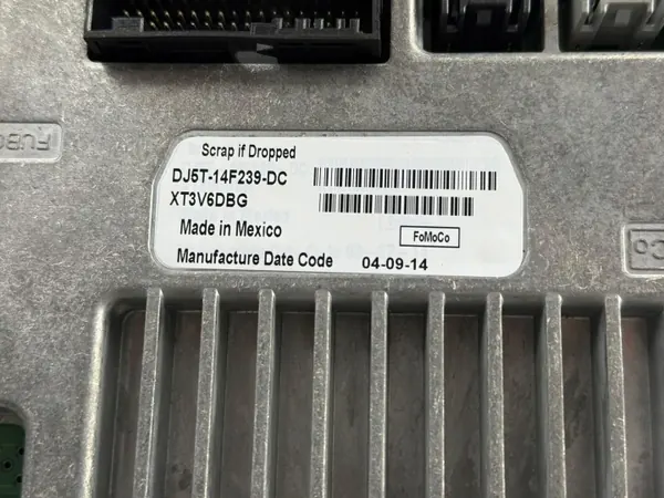 OEM CJ5T-18B955-FC radio-näyttö Fordille image 5