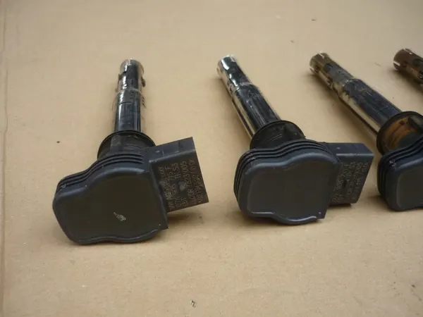 Conjunto de bobinas de ignição VW Audi 1.8 T 2.0 FSI TFSI TSI 07K905715F image 5